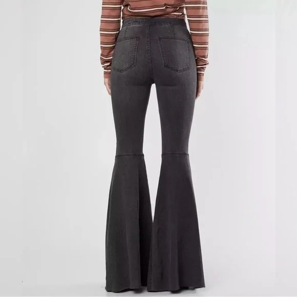 NEW Free People Just Float On Flare Jeans Size 31 in Smoke Stack High-Rise - Picture 4 of 14